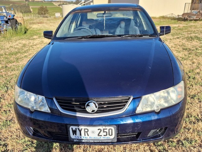 008c 2006 VY Commodore 3