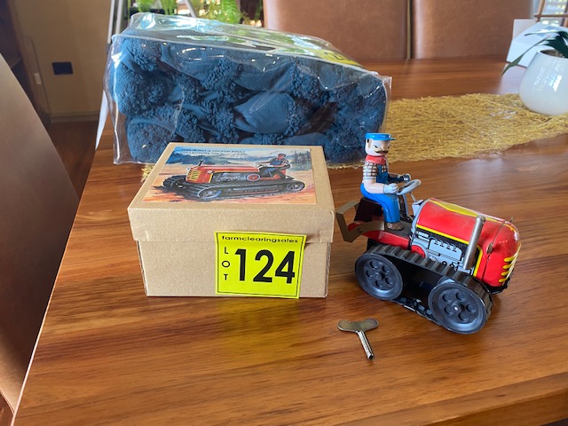 124a v18
