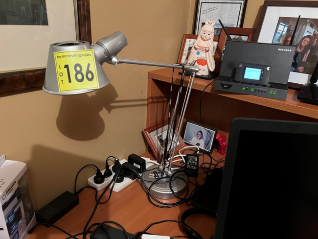 186 v67