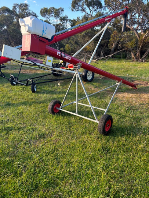 19 v3222321859
