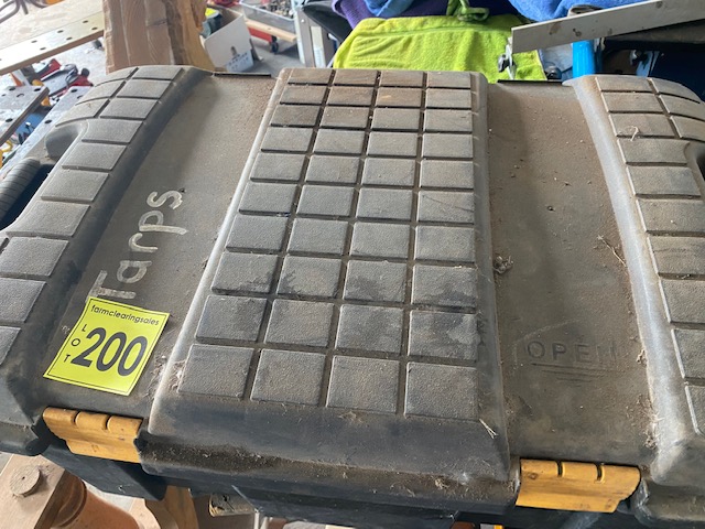 200 v64
