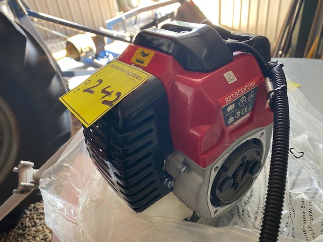 242a v12
