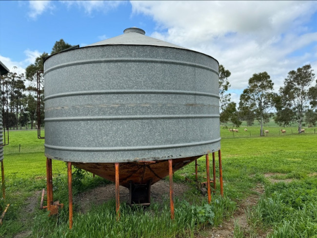 75 Field bin Sherwell 240 bag