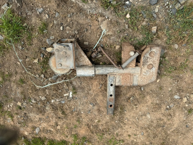 Tow bar winch