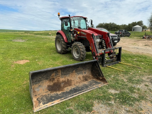 Tractor Case 105C bucket fork 1