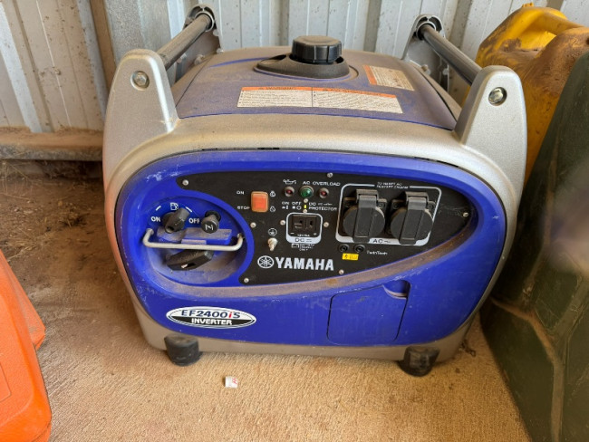 Yamaha EF2400IS inverter generator